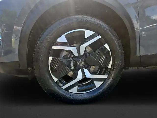 Peugeot 2008 view 10