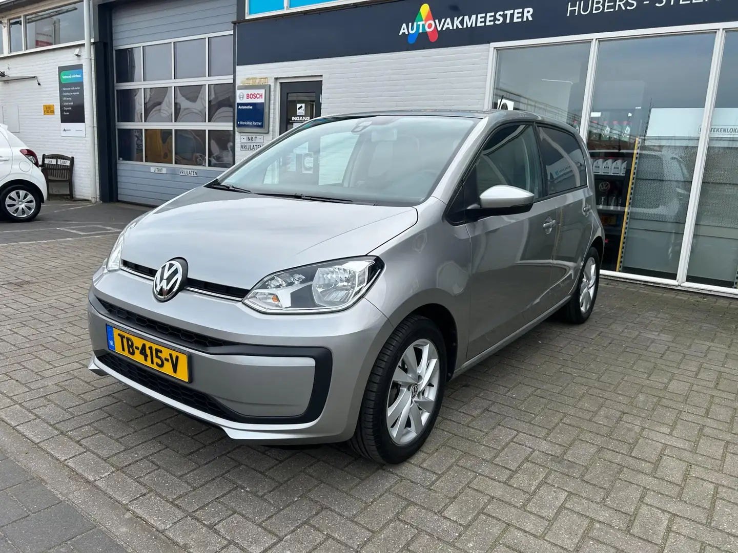 Volkswagen up! 1.0 BMT move up! Grijs - 2