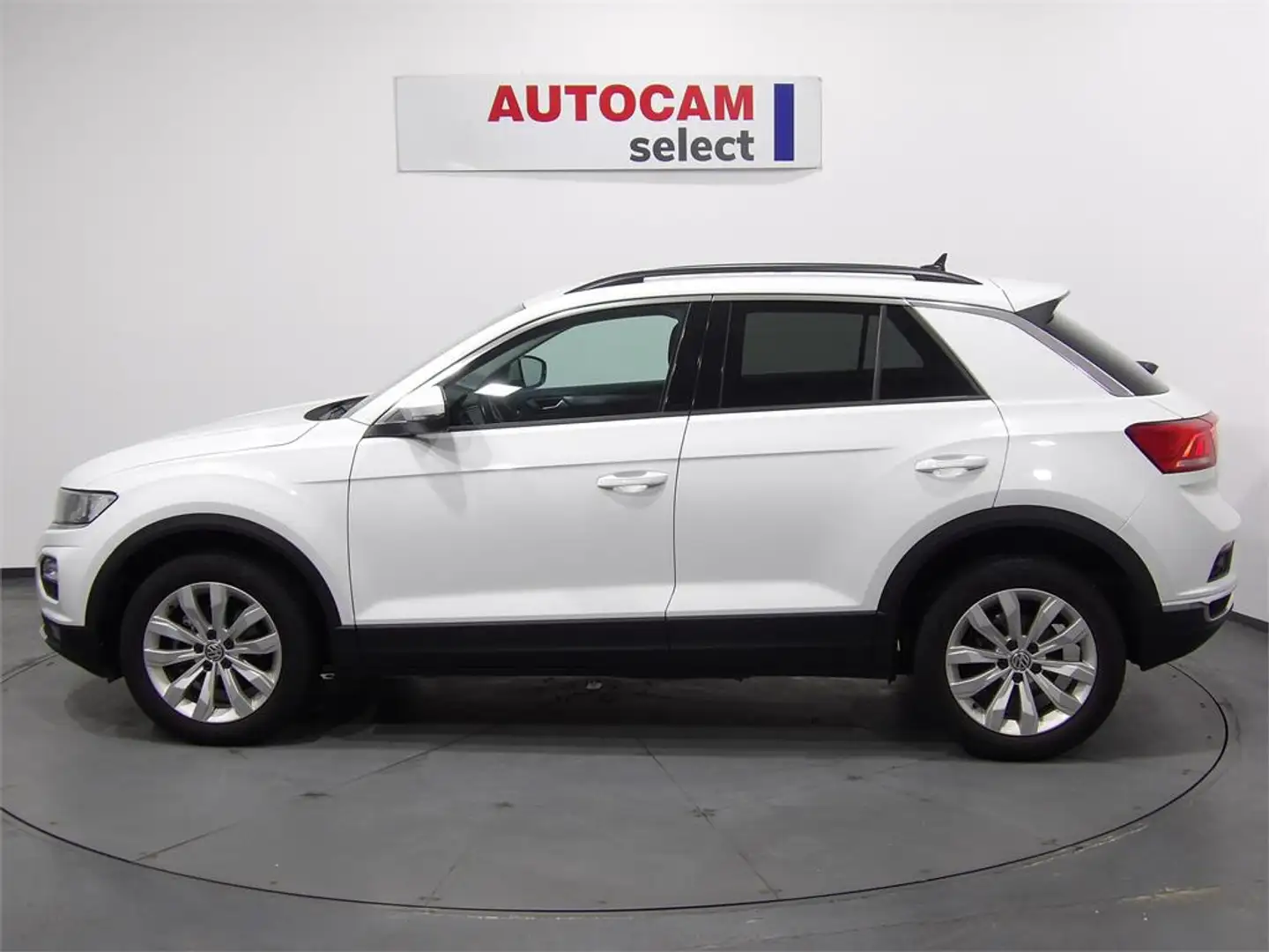 Volkswagen T-Roc 1.0 TSI Advance - 2