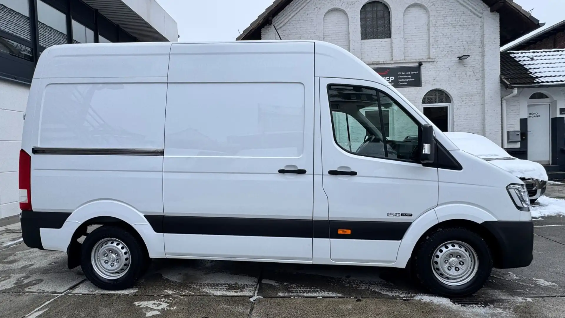 Hyundai H 350 L2H2 Profi*Mittellang Hochdach*Klima*AHK* Weiß - 2