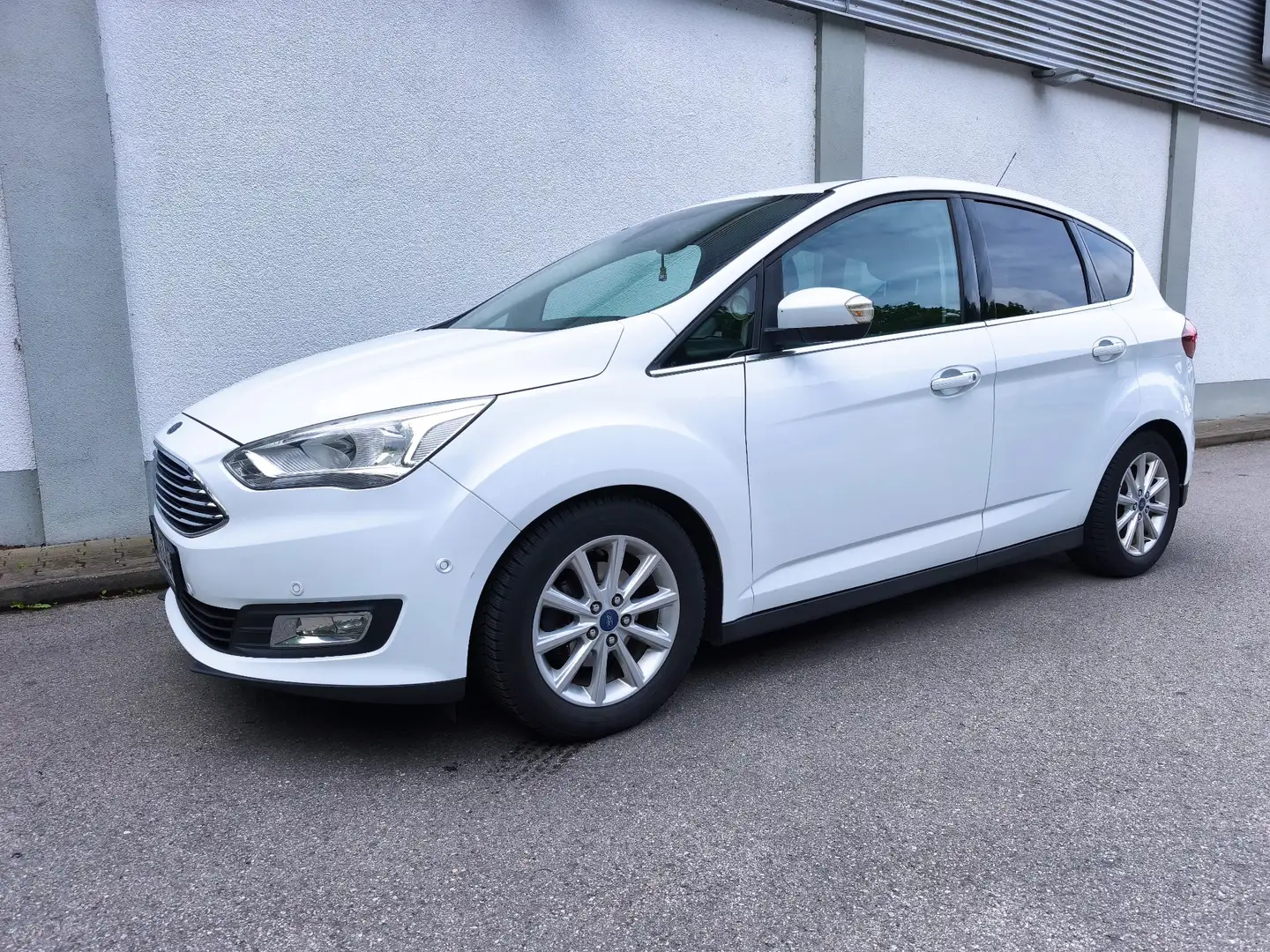Ford C-Max 1.5 TDCi Start-Stop-System COOL&CONNECT - 1