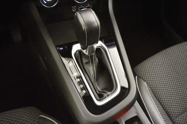 Renault Arkana view 12
