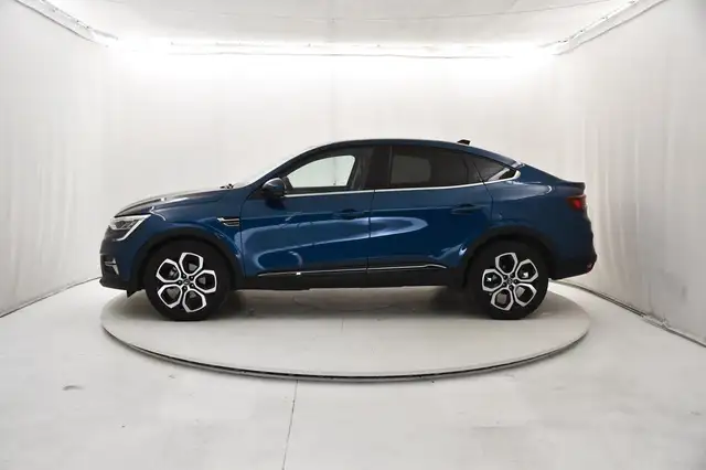 Renault Arkana view 2