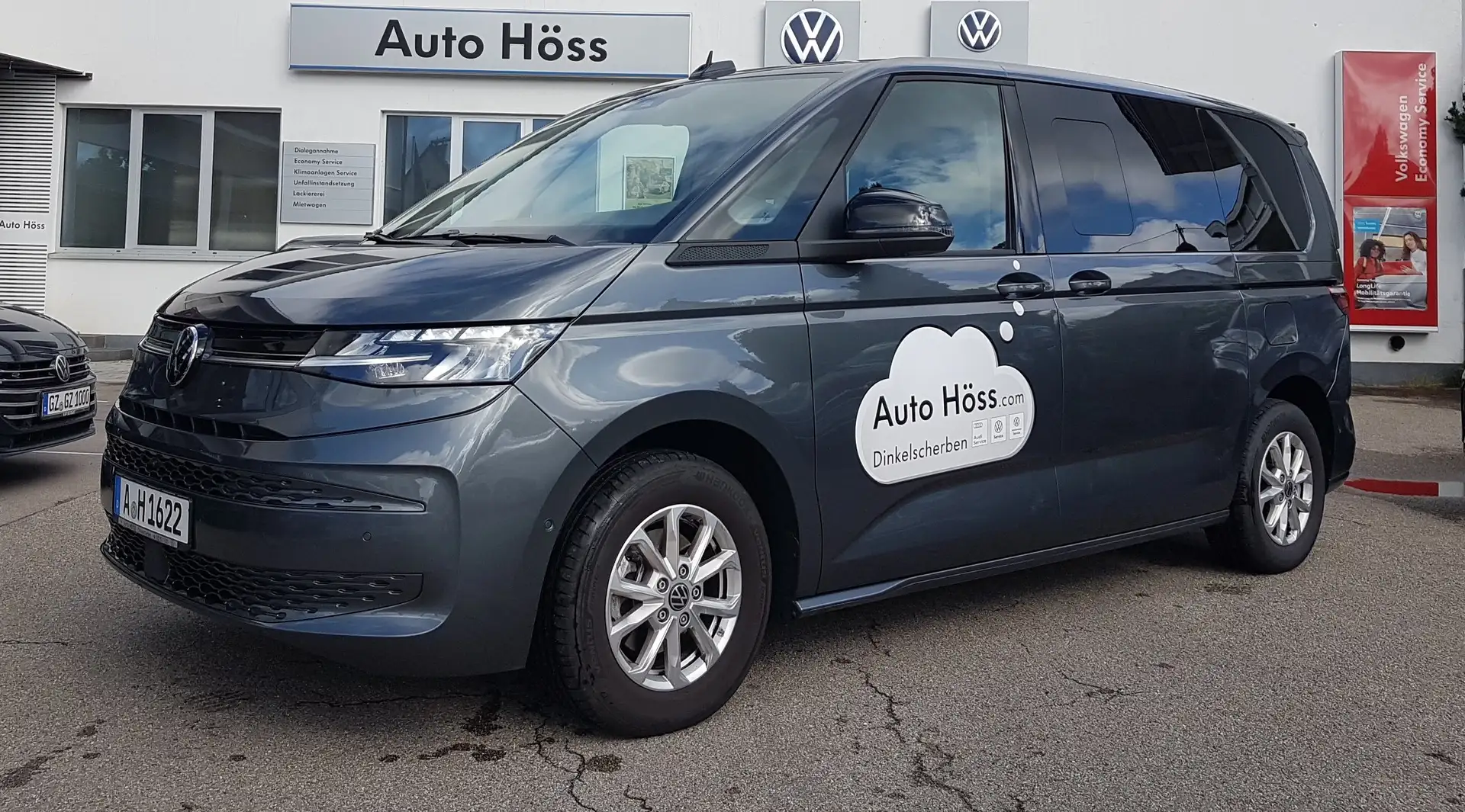 Volkswagen T7 Multivan Life*DSG*AHK*7-SITZER*LHZ*SHZ*REAR VIEW*LED*PDC* Grau - 1