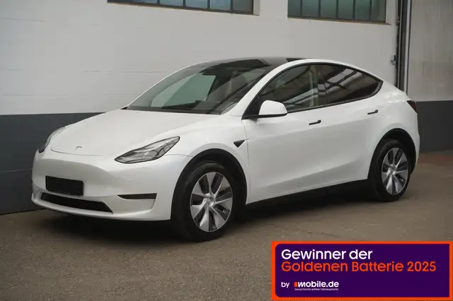 Tesla Model Y Long Range AWD *AHK*