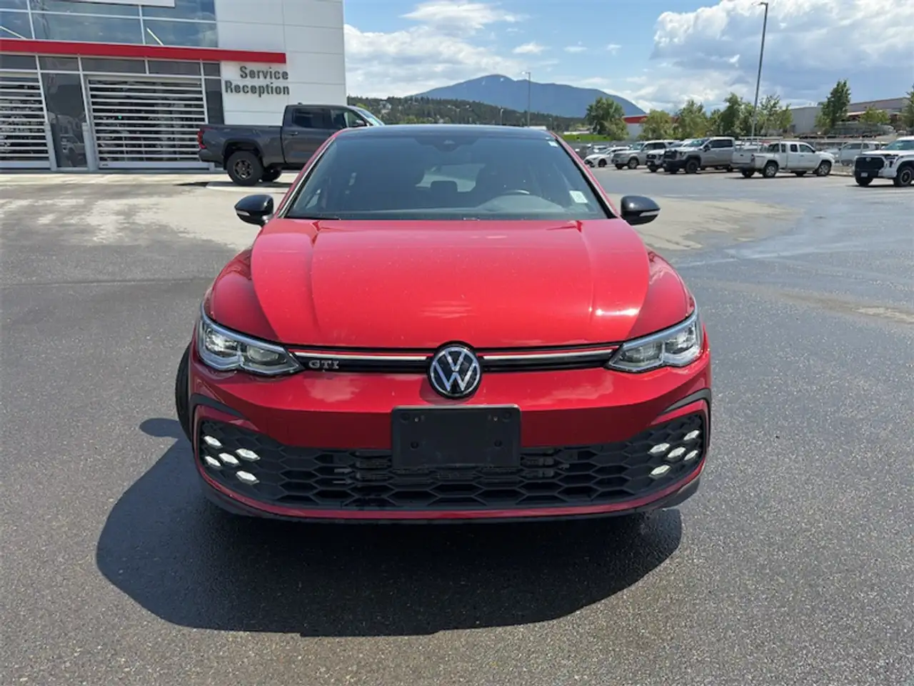 Volkswagen Golf GTI снимка Volkswagen Golf GTI