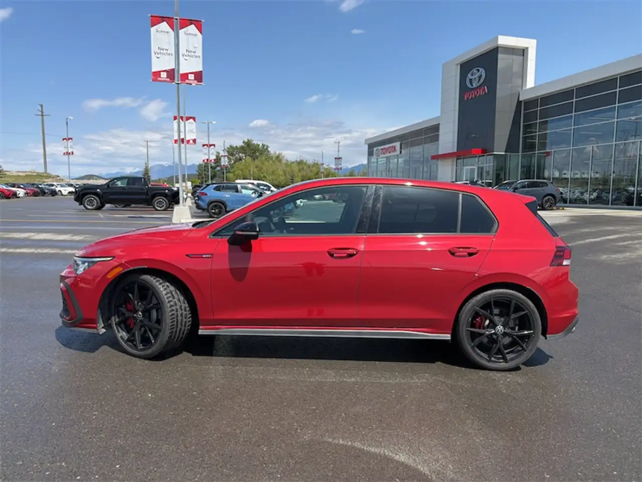 Volkswagen Golf GTI снимка Volkswagen Golf GTI