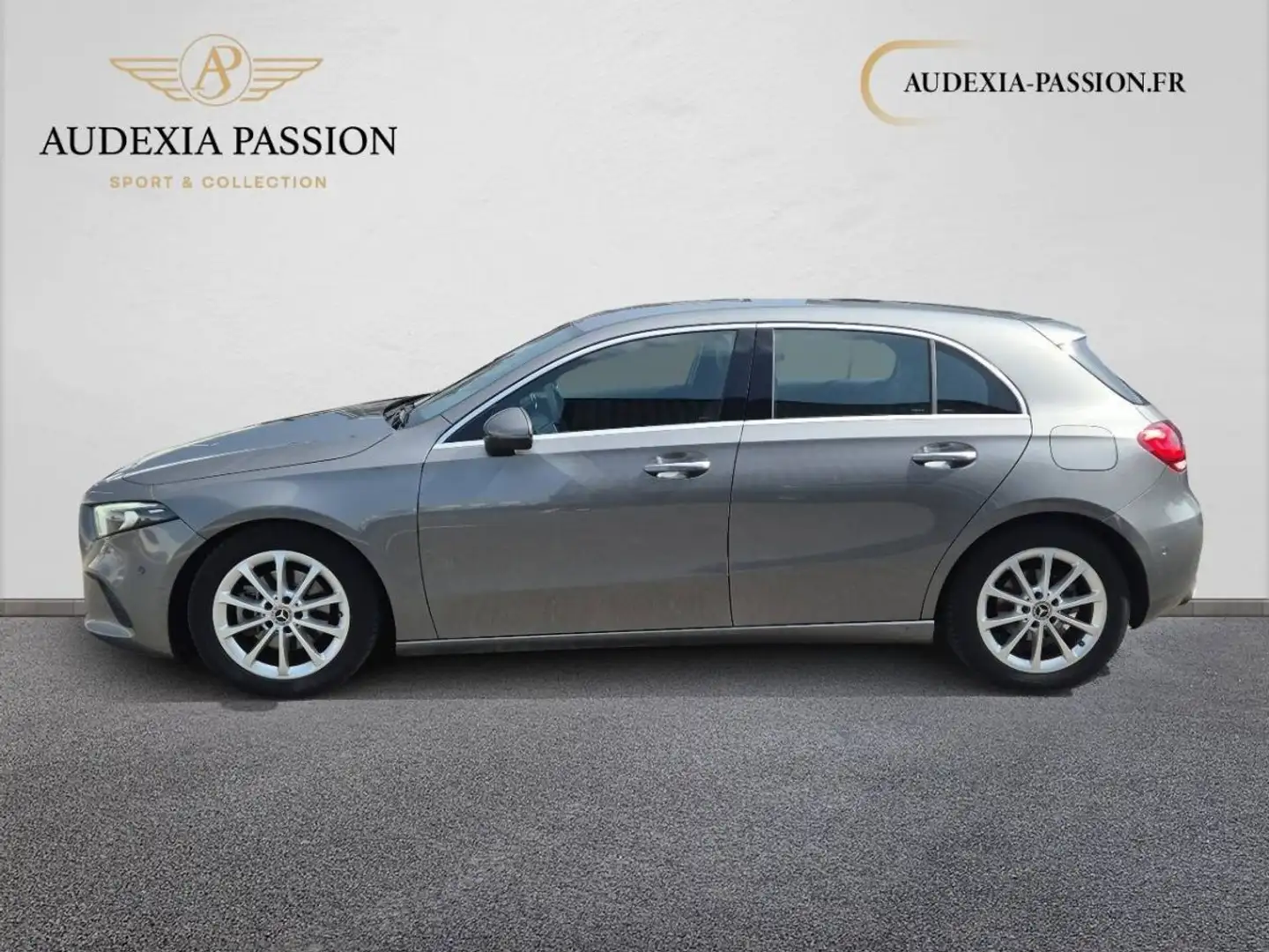 Mercedes-Benz A 200 200 d 8G-DCT Progressive Line Gris - 2
