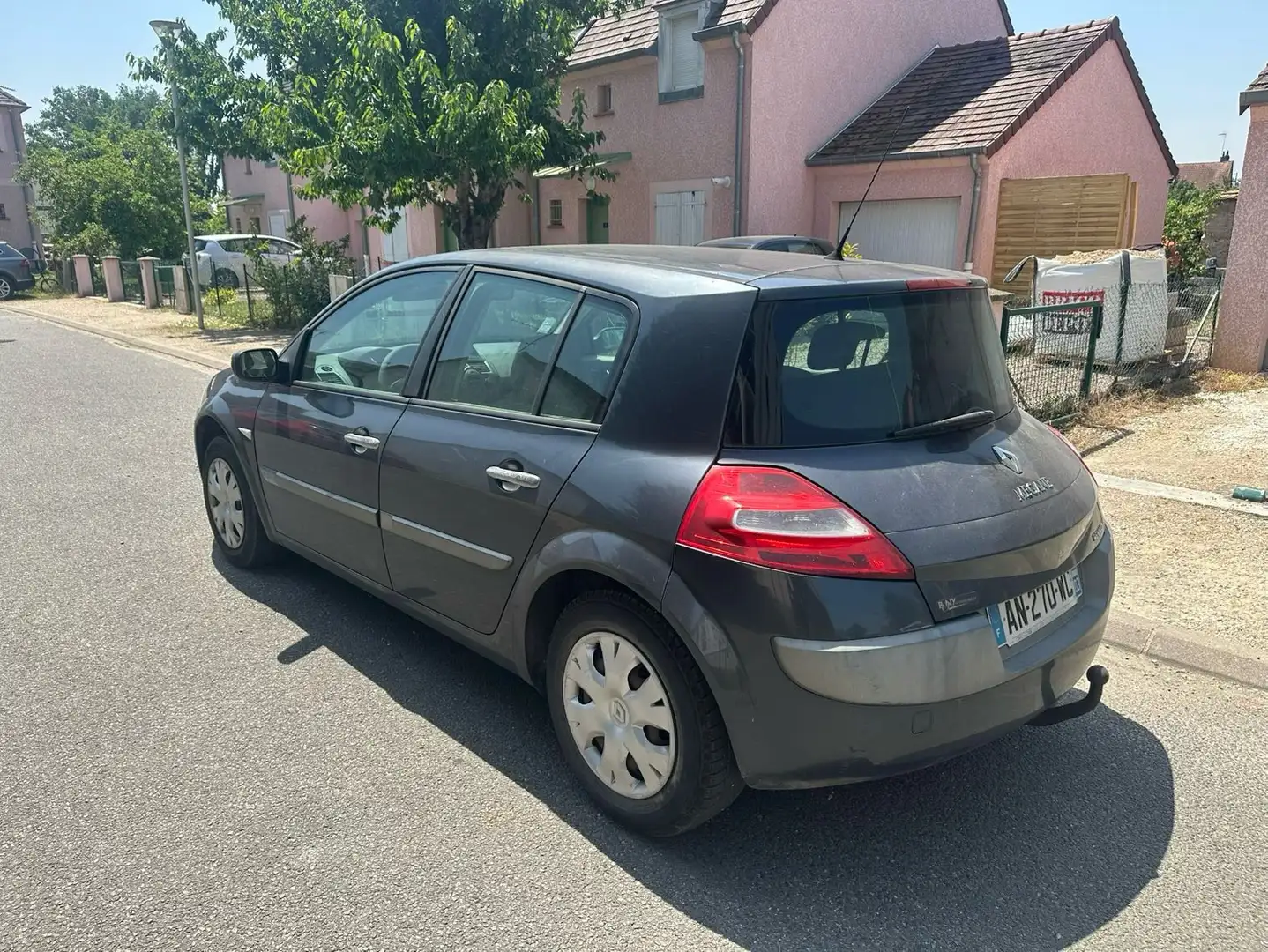 Renault Megane Mégane II 1.9 dCi 130 FAP Expression - 2
