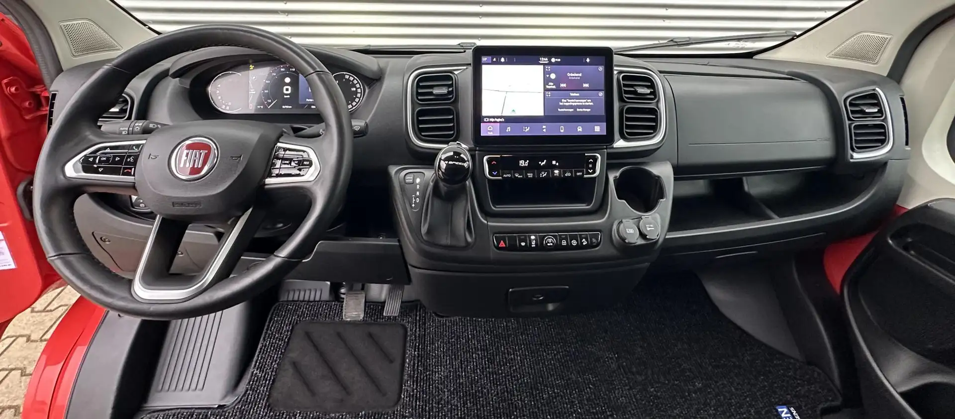 Fiat Ducato 35 2.2 MultiJet L2H2 Mooie uitvoering Automaat|Led Rouge - 2