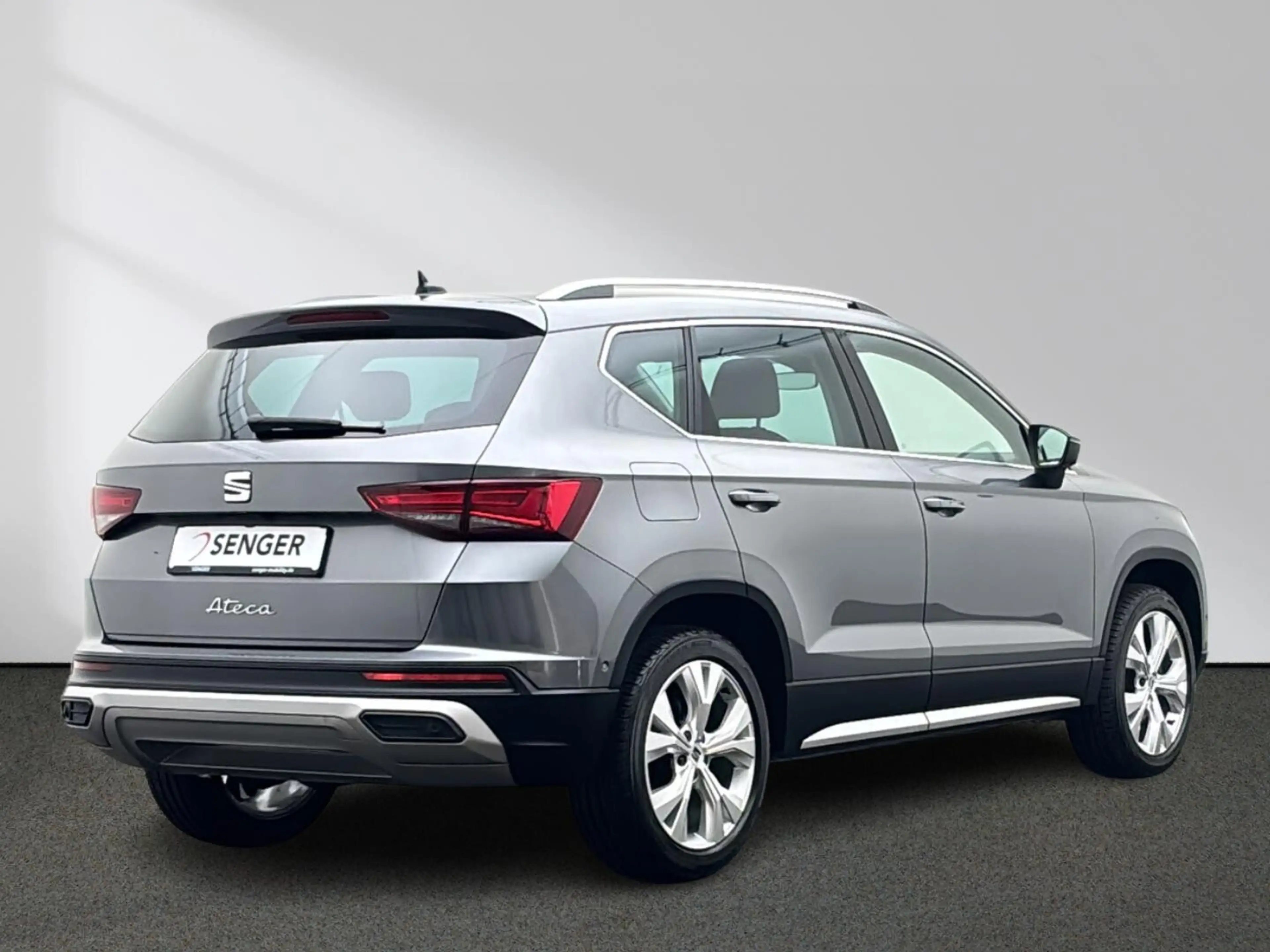SEAT Ateca Xperience 2.0 TDI DSG LED ACC AHK — photo 3