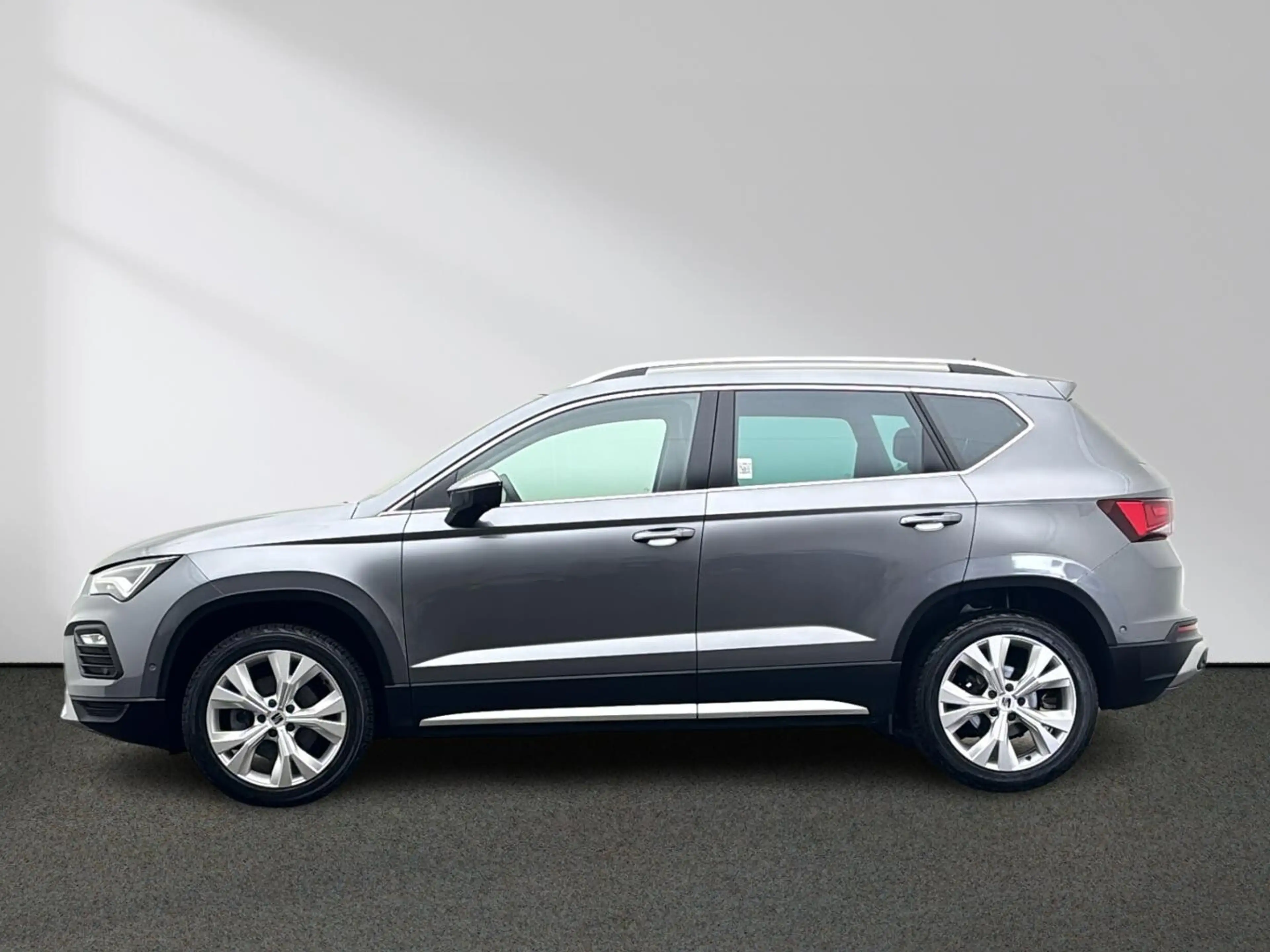 SEAT Ateca Xperience 2.0 TDI DSG LED ACC AHK — photo 2