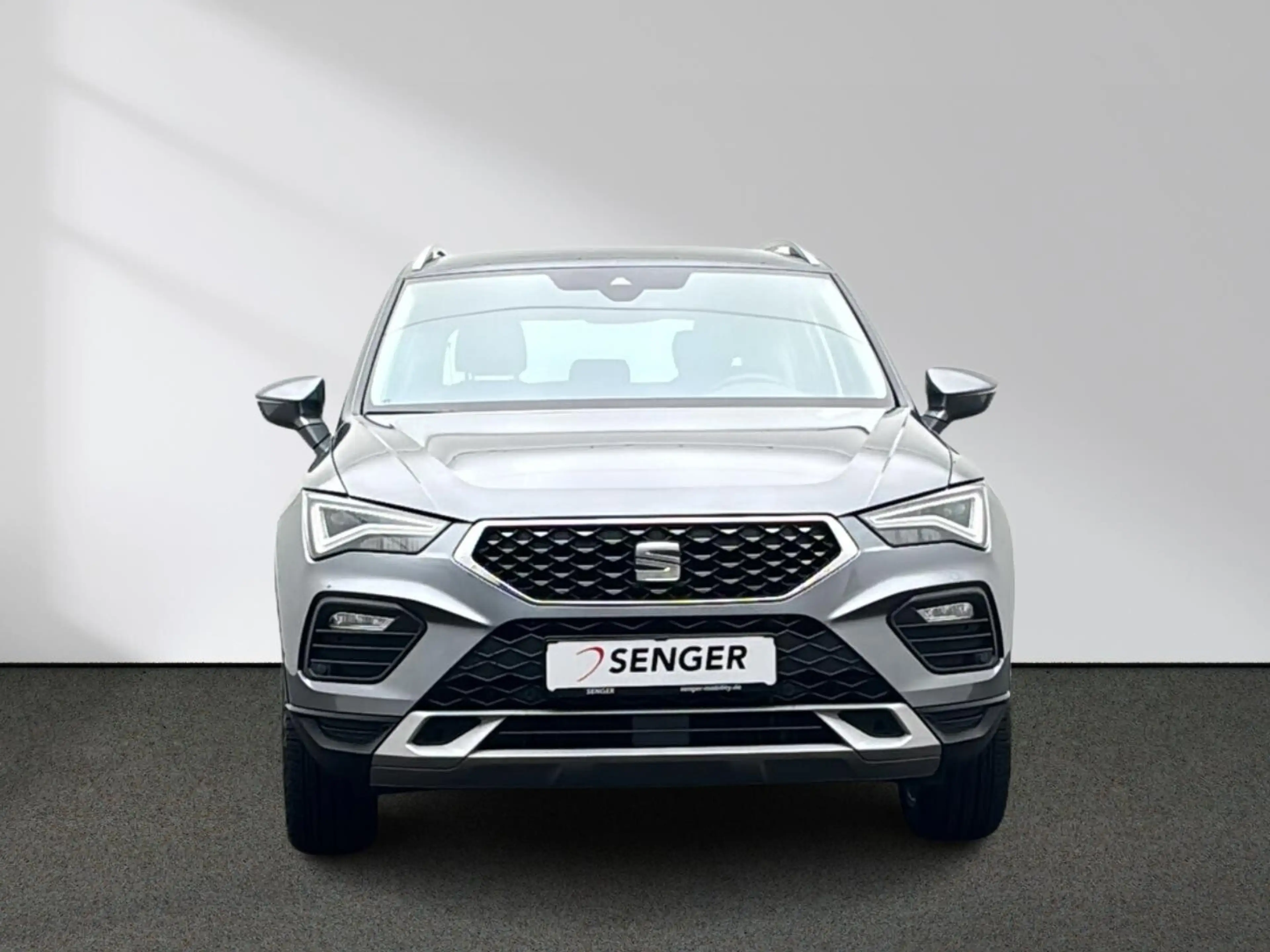 SEAT Ateca Xperience 2.0 TDI DSG LED ACC AHK — photo 4