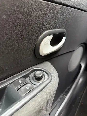 Renault Clio view 10