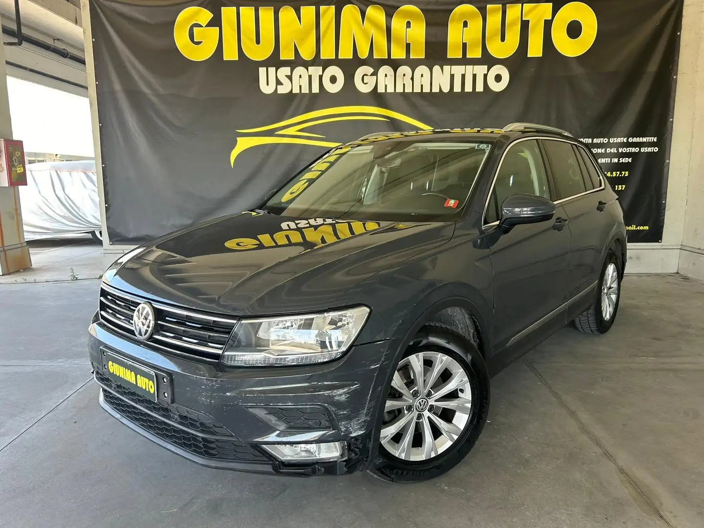 Volkswagen Tiguan UNICO PROPRIETARIO - Tiguan 1.6 tdi Business 115cv Grigio - 1