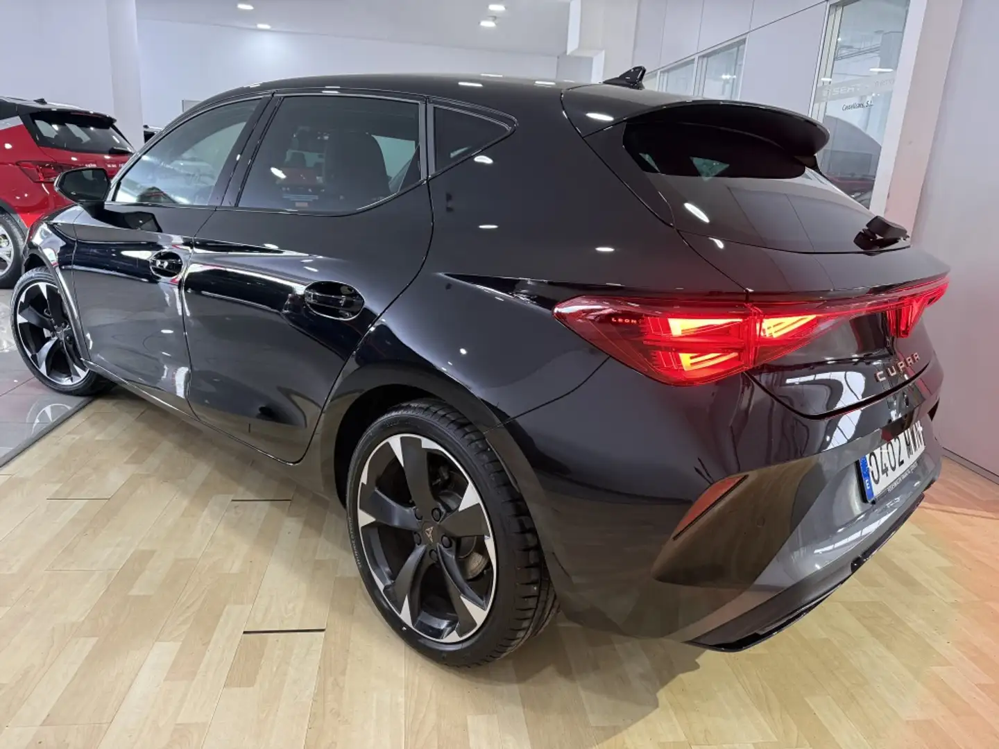 CUPRA Leon 1.5 ETSI DSG 110Kw Negro - 2