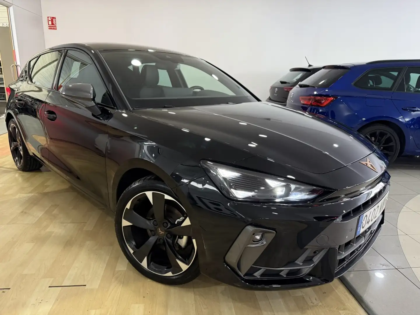 CUPRA Leon 1.5 ETSI DSG 110Kw Negro - 1