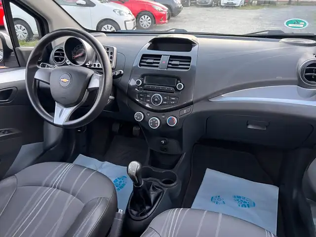 Chevrolet Spark view 9