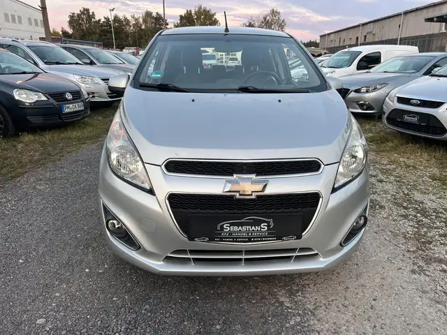 Chevrolet Spark view 2