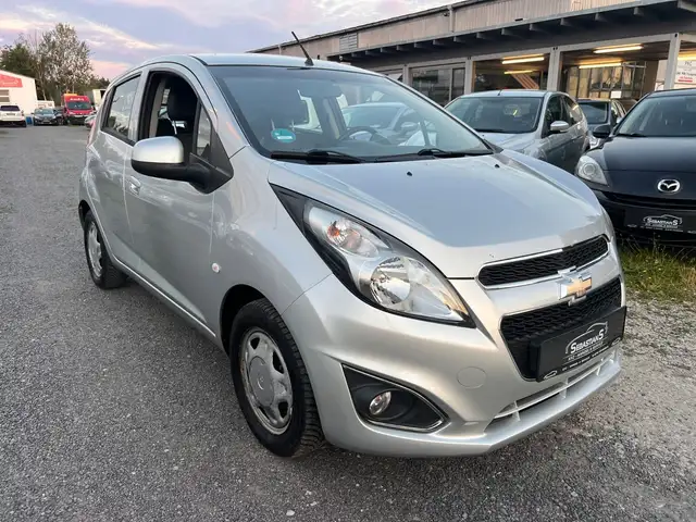Chevrolet Spark main image