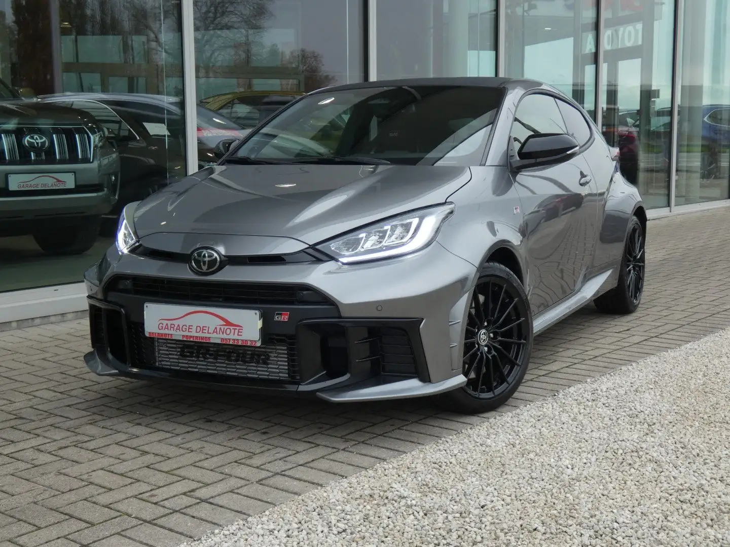 Toyota Yaris GR 280pk High Performance +Sperdiff +Premium pack Grau - 2
