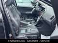 Volvo XC60 Summum 2WD/PANORAMA/NAVI/CAM/LEDER/AHK/SHZ Schwarz - thumbnail 3