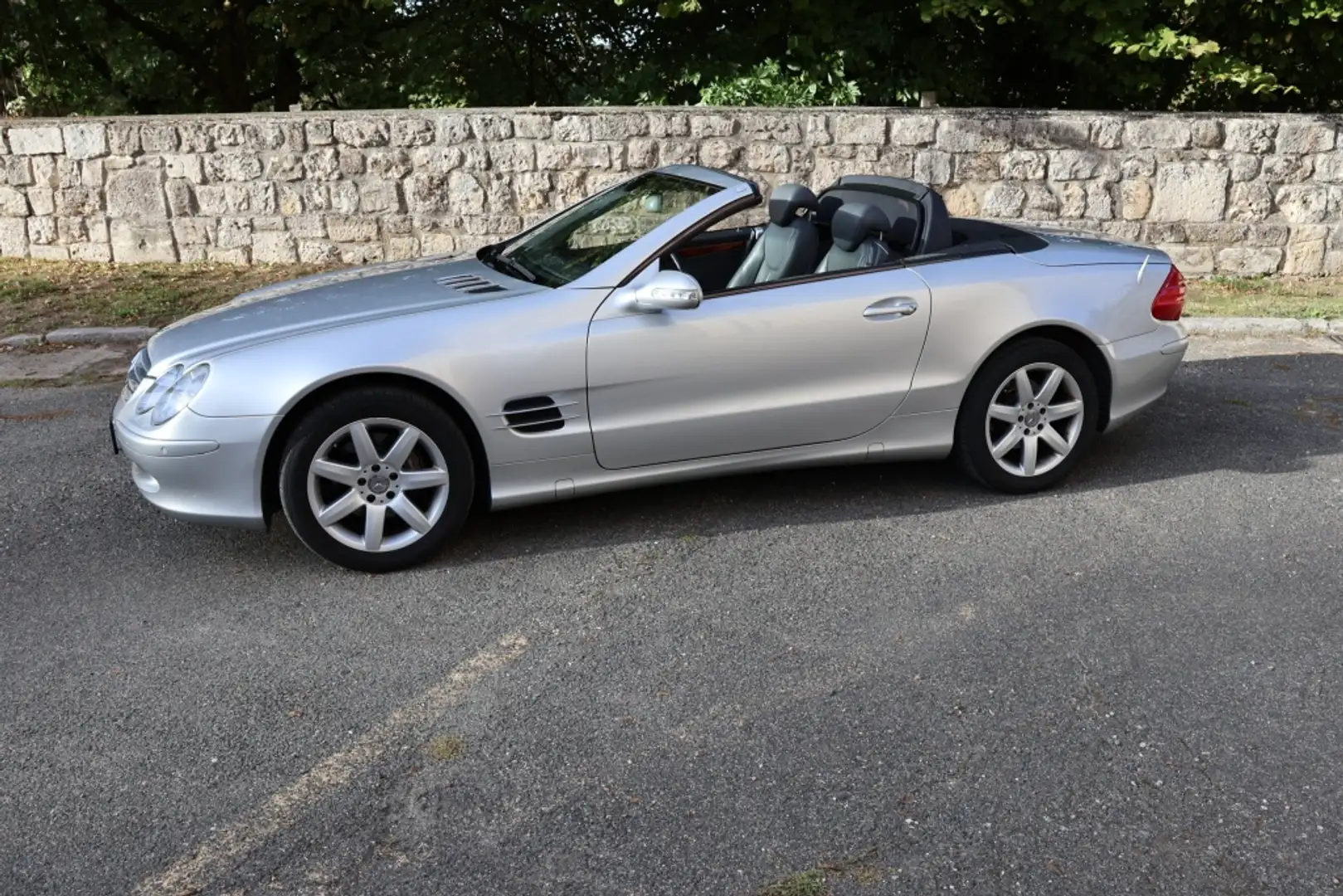 Mercedes-Benz SL 350 Aut. Gris - 2