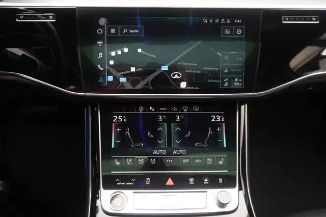 Audi A8 view 18
