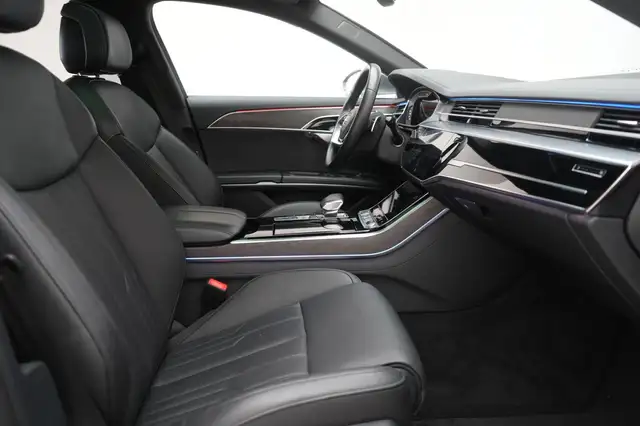 Audi A8 view 7