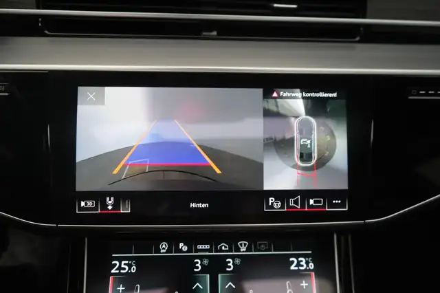Audi A8 view 16