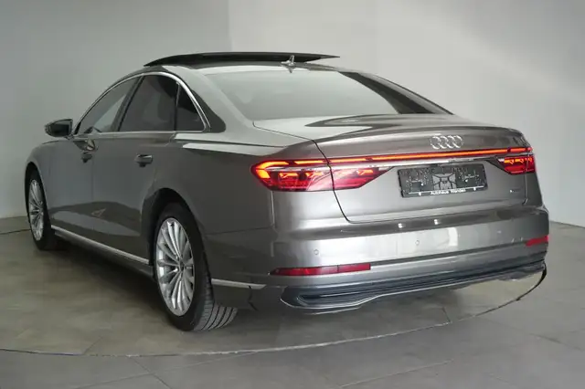 Audi A8 view 6