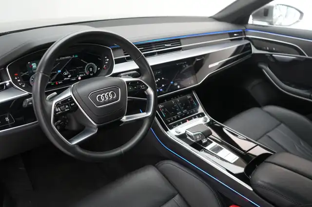 Audi A8 view 13