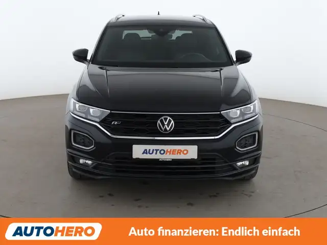 Volkswagen T-Roc view 9