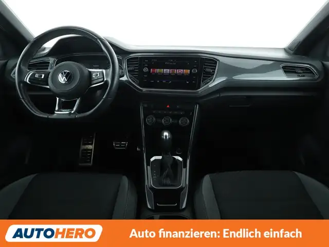Volkswagen T-Roc view 12