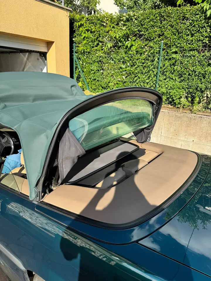 BMW 320i Cabrio Österreich-Paket, foto 10
