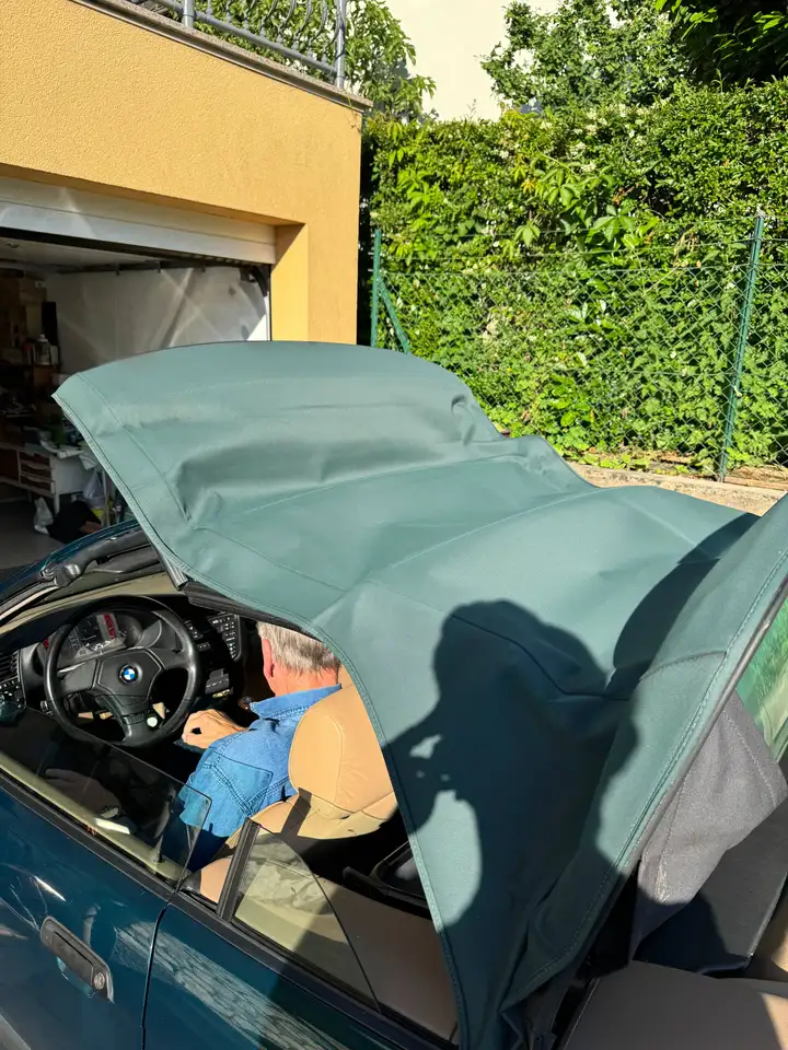 BMW 320i Cabrio Österreich-Paket, foto 12