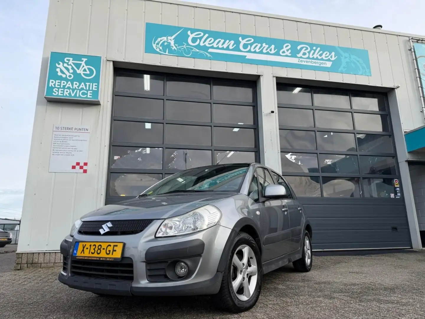 Suzuki SX4 1.6 Comfort Grau - 1