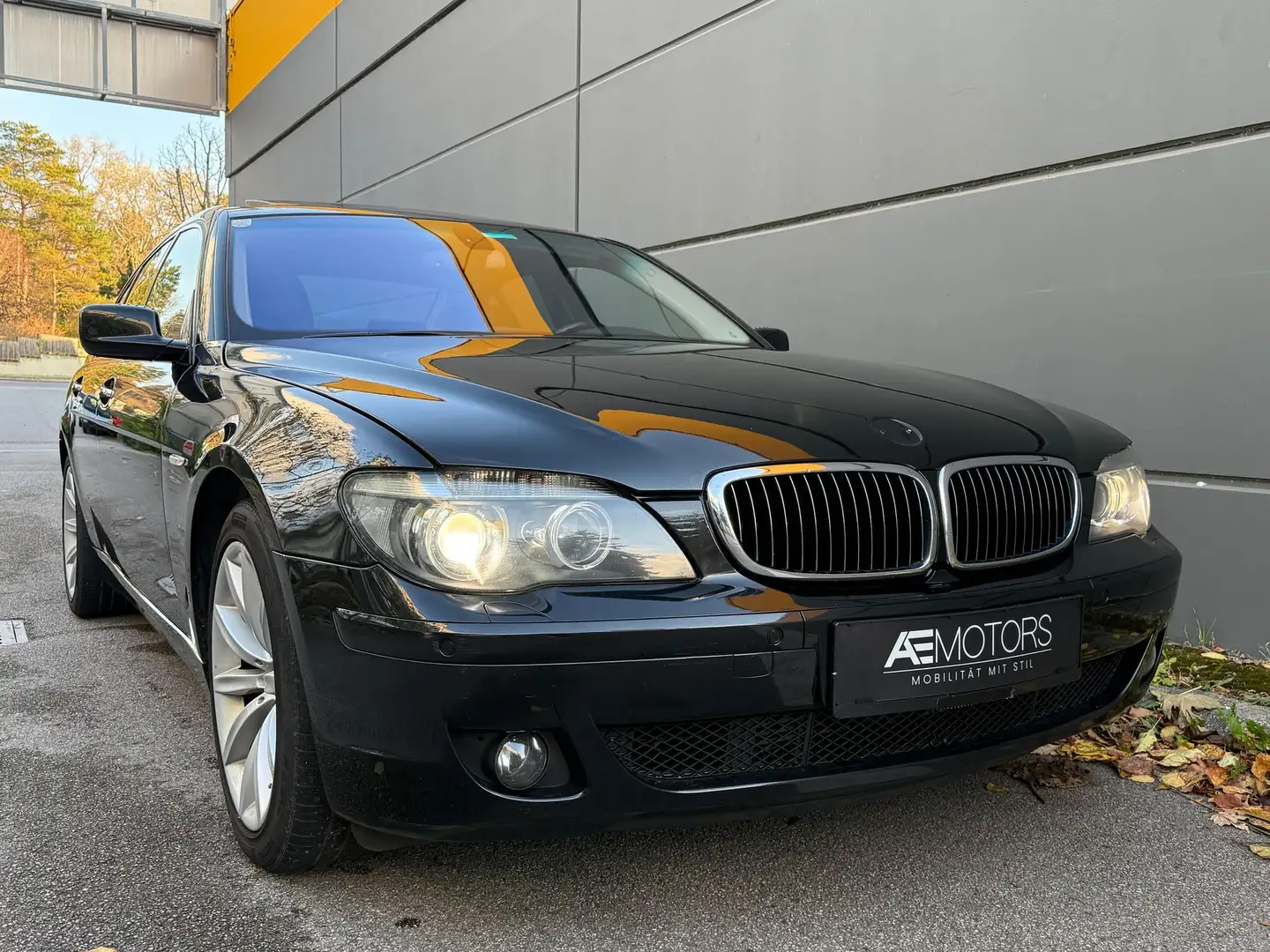 BMW 730 Aut.*NAVI*LEDER*KLIMA*SITZBLFT*TEMPOMAT*SOFT CLOS Nero - 1