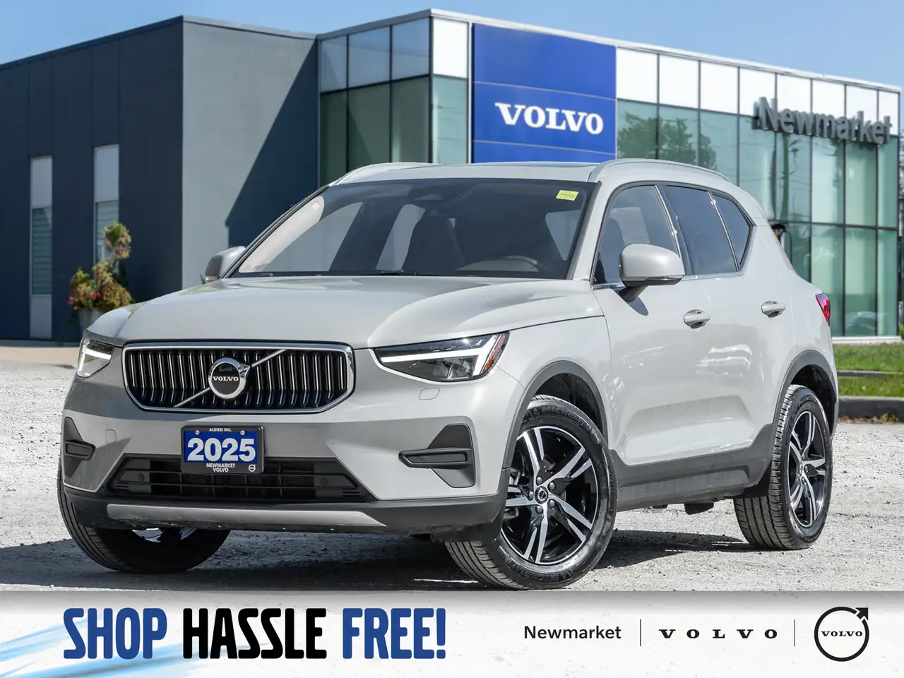 2025 Volvo XC40