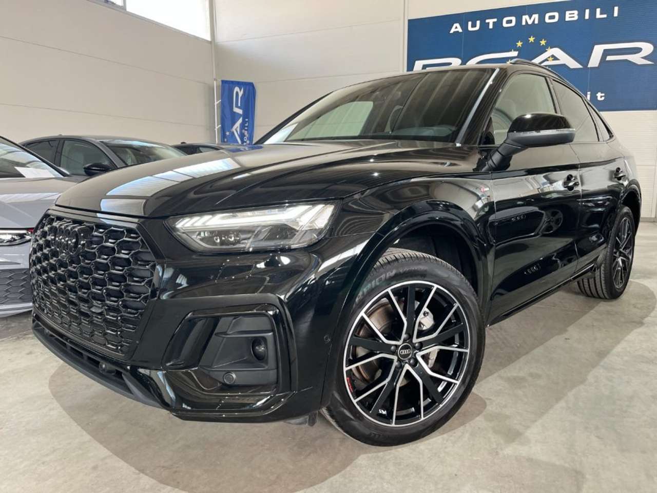 Audi Q5 SPB Sportback 40 TDI quattro S line Identity Black