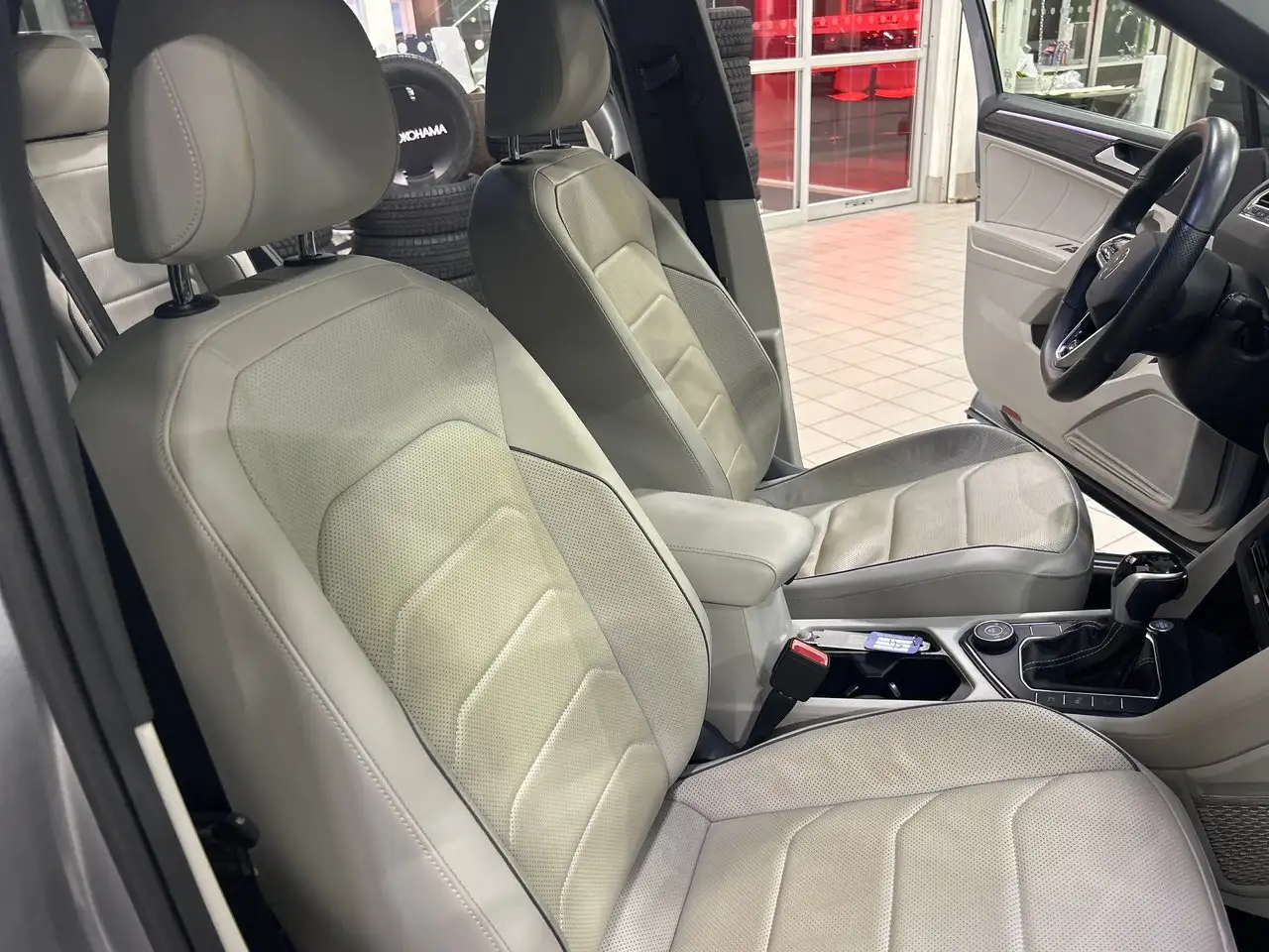 Volkswagen Tiguan снимка Volkswagen Tiguan