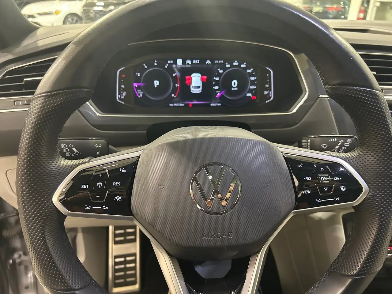 Volkswagen Tiguan снимка Volkswagen Tiguan