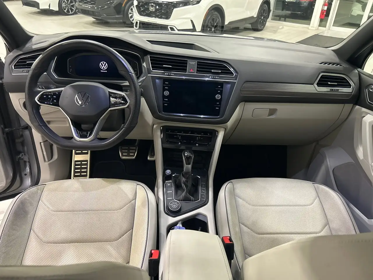 Volkswagen Tiguan снимка Volkswagen Tiguan