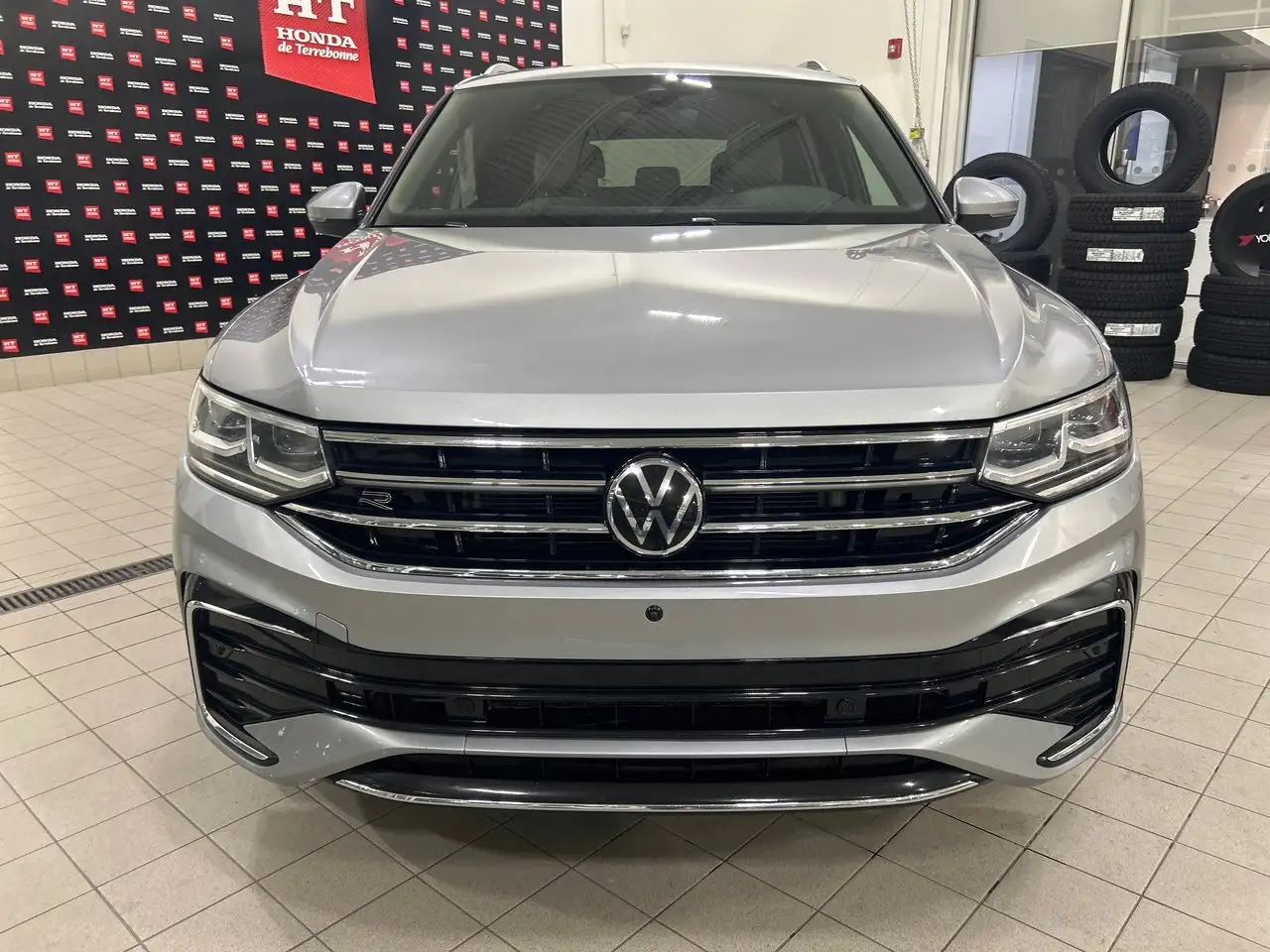 Volkswagen Tiguan снимка Volkswagen Tiguan