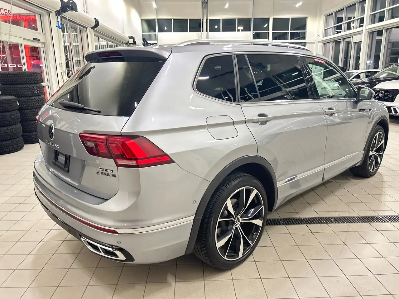 Volkswagen Tiguan снимка Volkswagen Tiguan