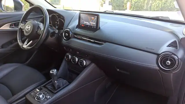 Mazda CX-3 view 10