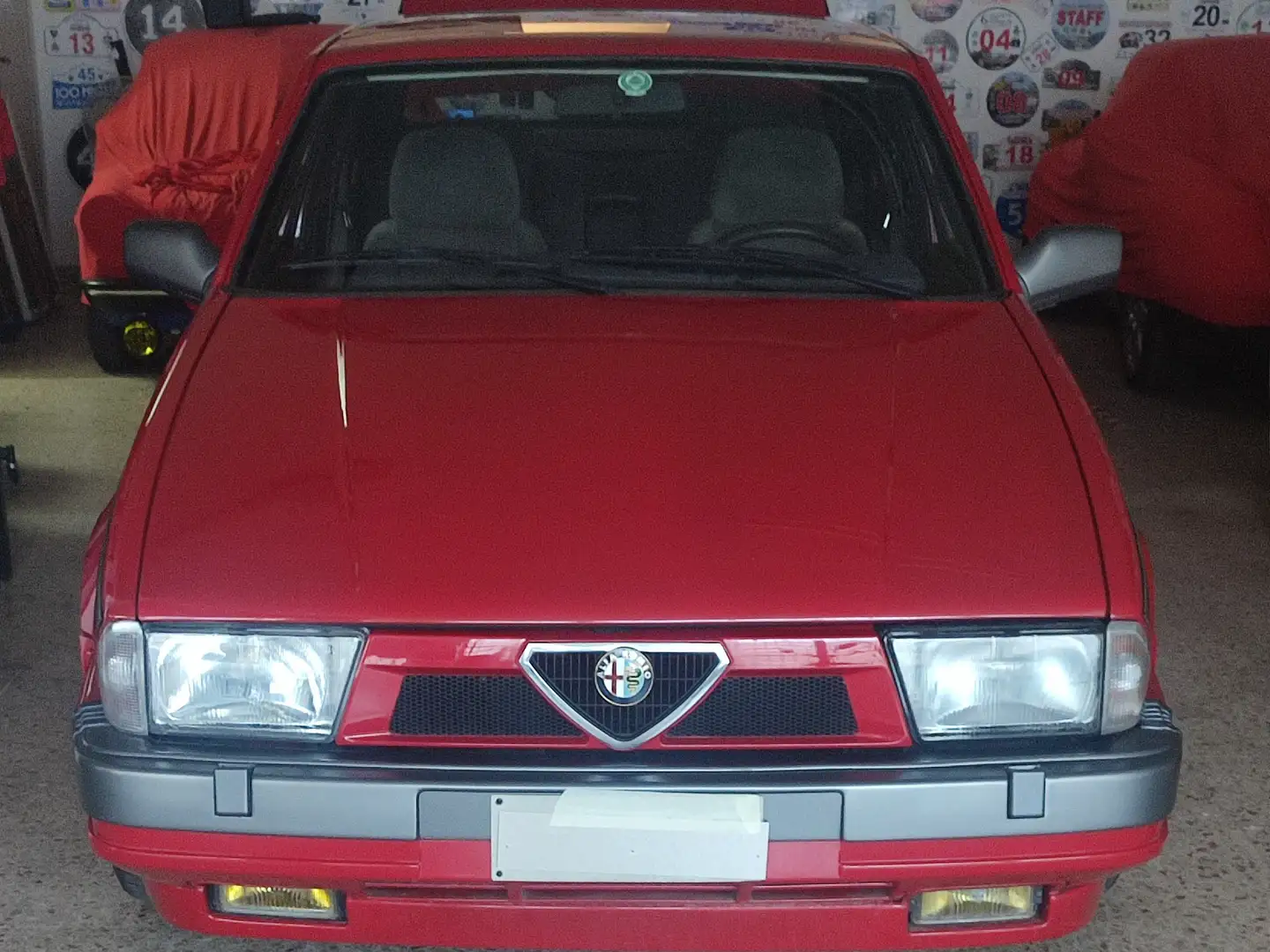 Alfa Romeo 75 75 1.8t America Rouge - 2