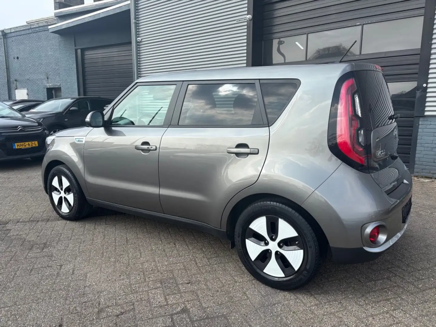 Kia Soul | EV / 3 MND GAR | LEER | NAVI | CLIMA | CRUISE CO Серый - 2