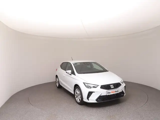 SEAT Ibiza view 2