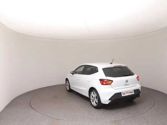 SEAT Ibiza view 5